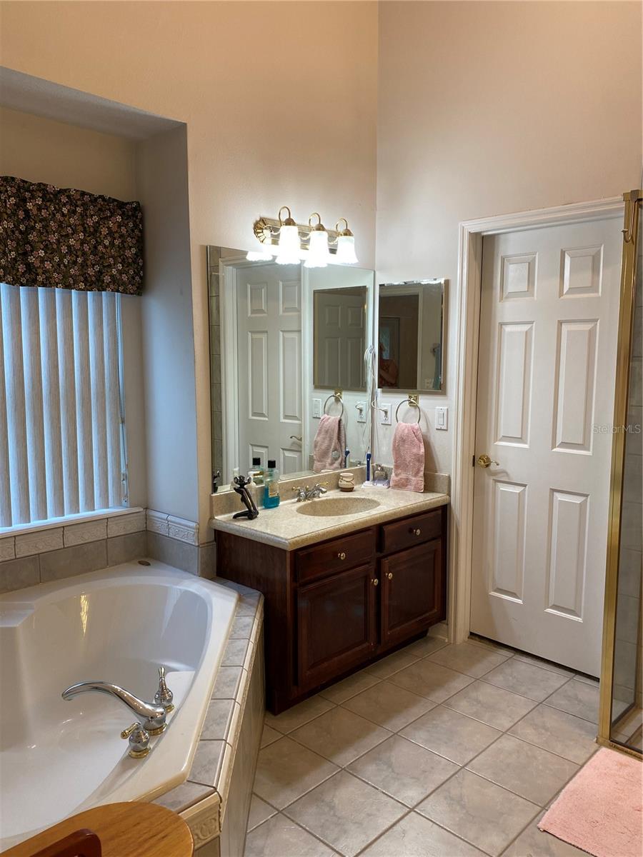 9224 WATER MEADOW CT