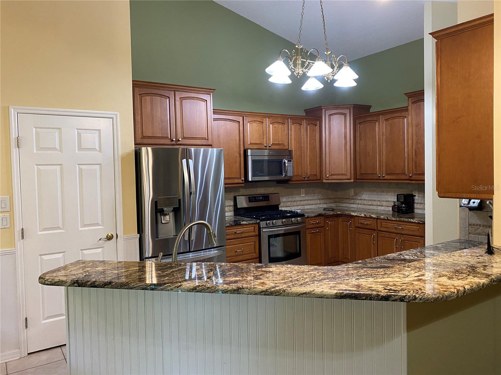 9224 WATER MEADOW CT