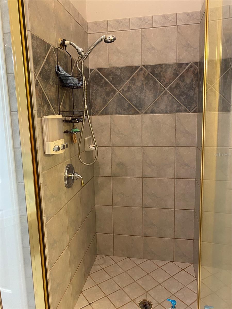 9224 WATER MEADOW CT