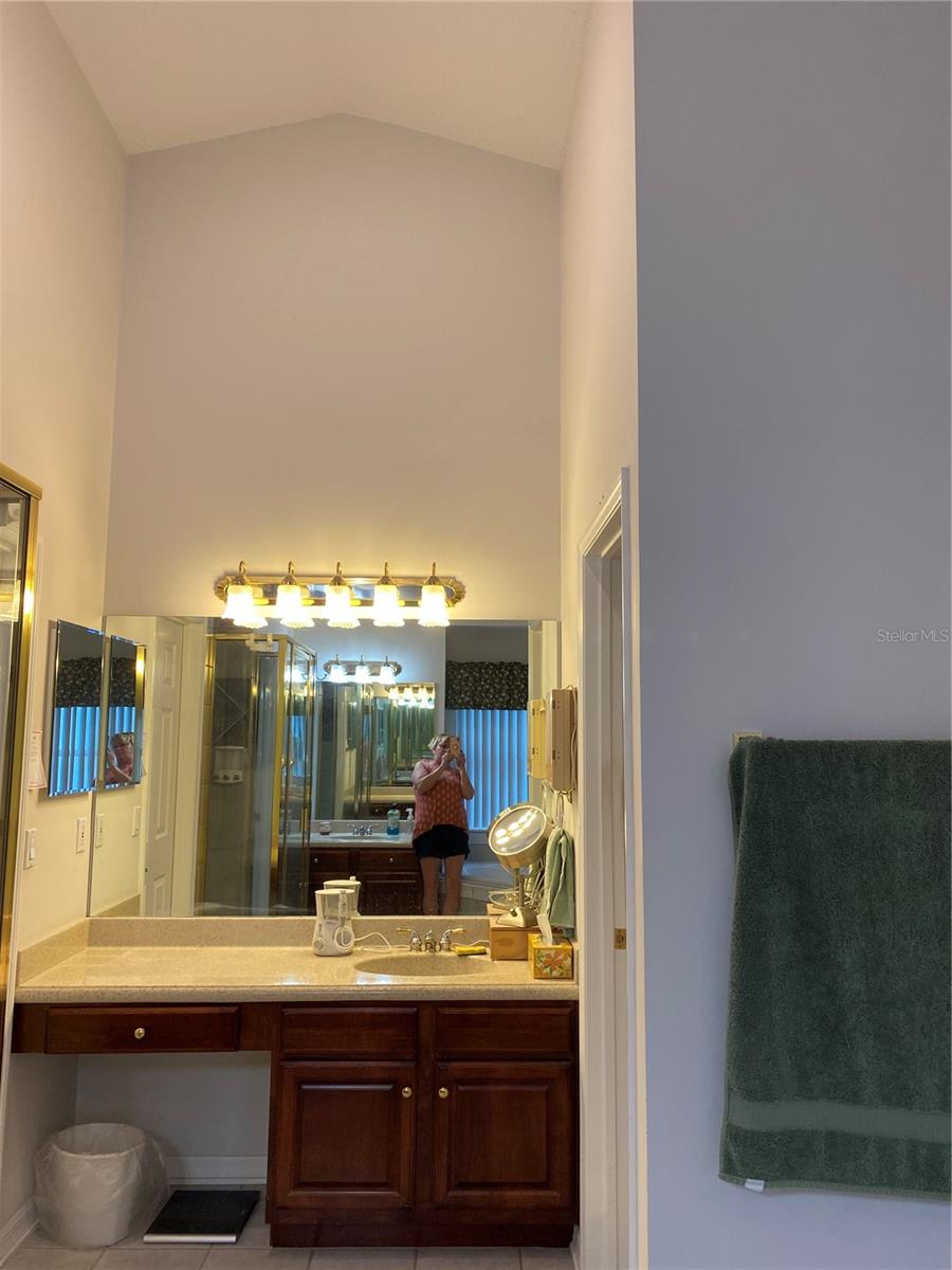 9224 WATER MEADOW CT