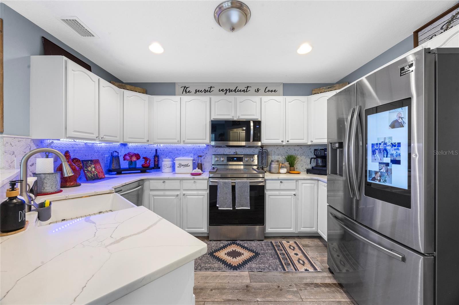 11437 NELLIE OAKS BND