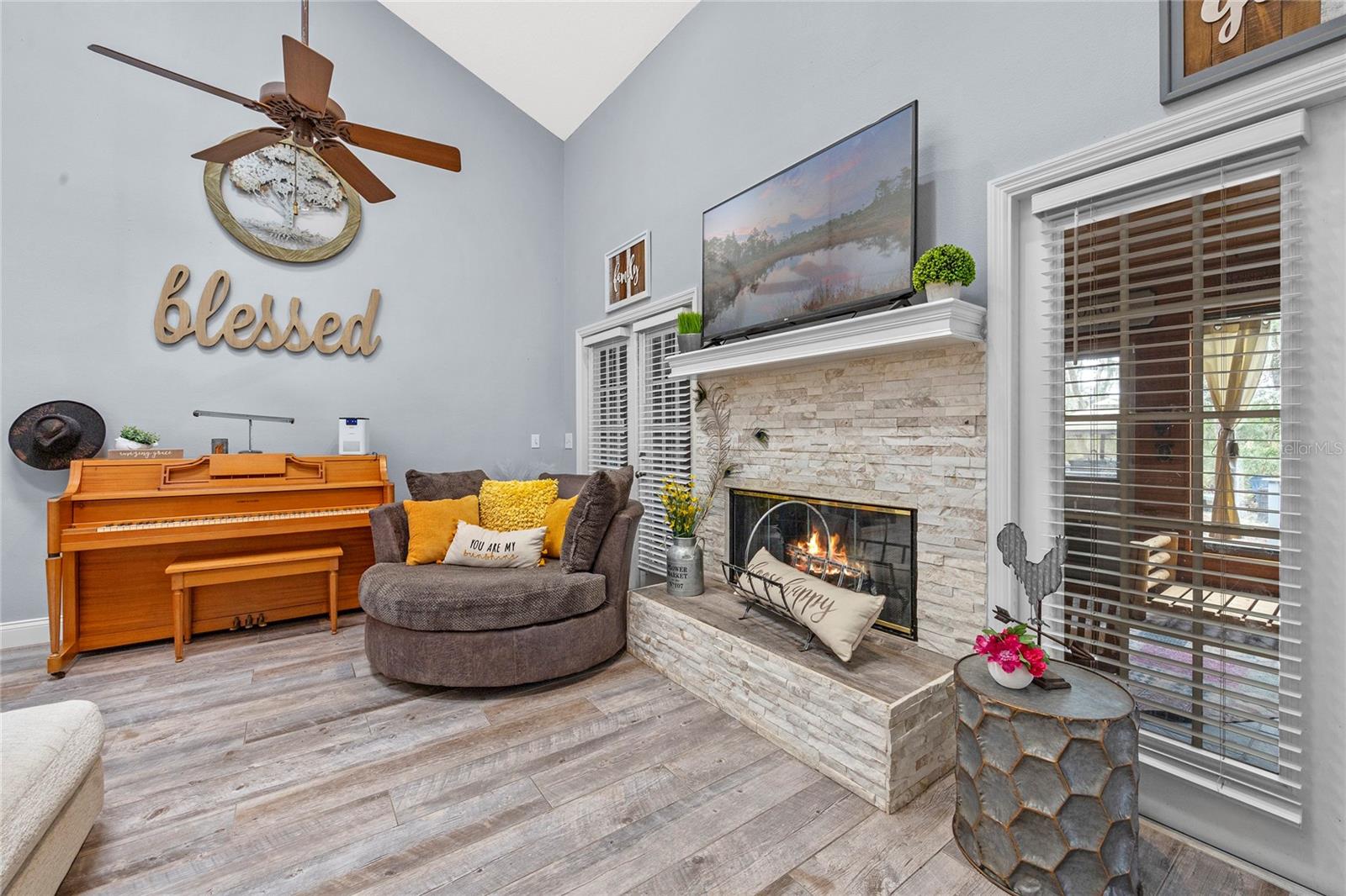 11437 NELLIE OAKS BND