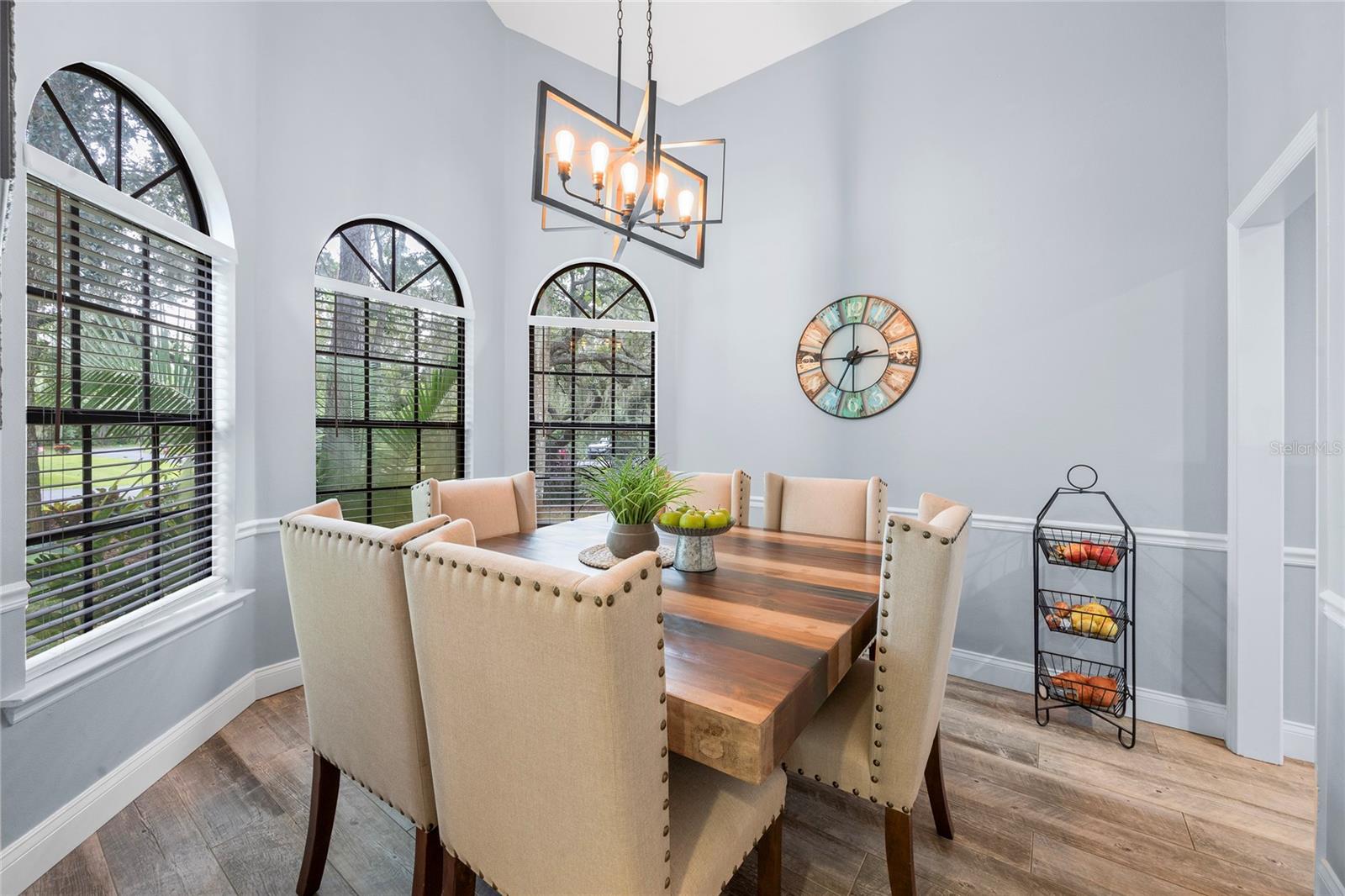 11437 NELLIE OAKS BND