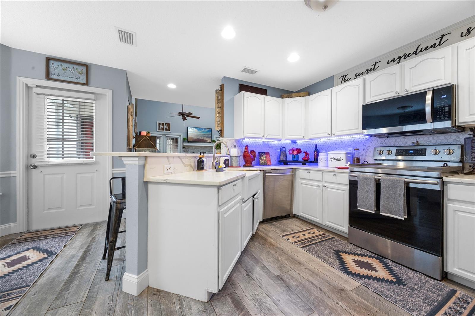 11437 NELLIE OAKS BND