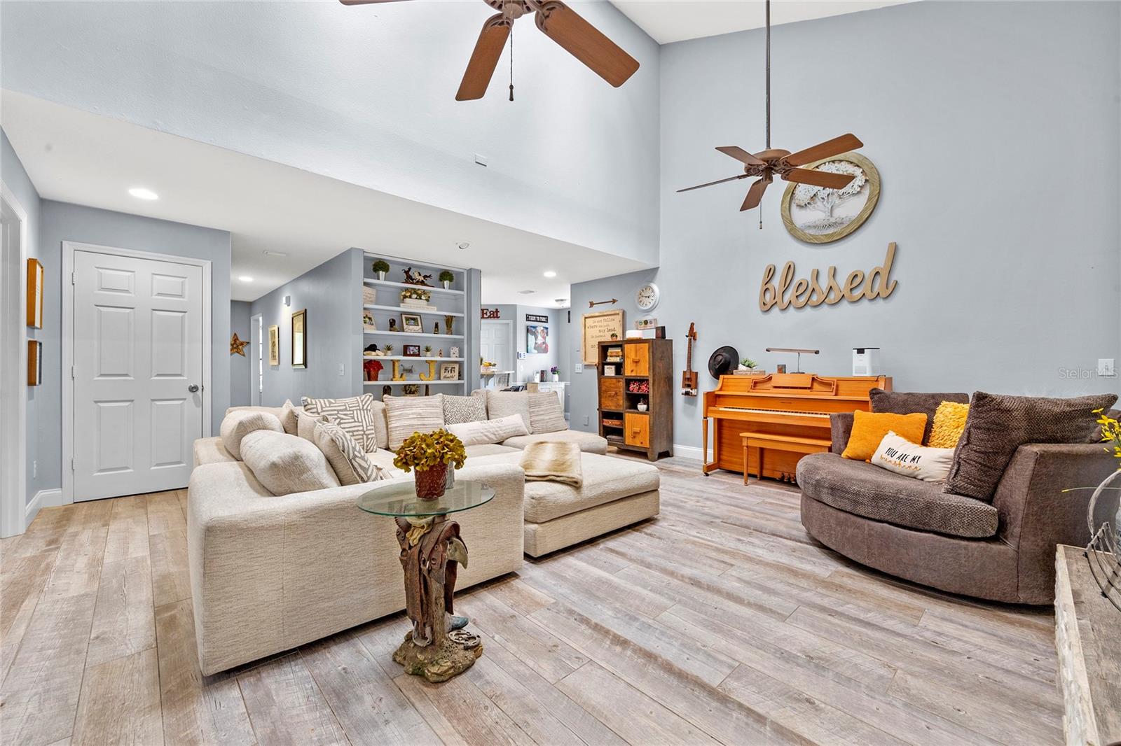 11437 NELLIE OAKS BND