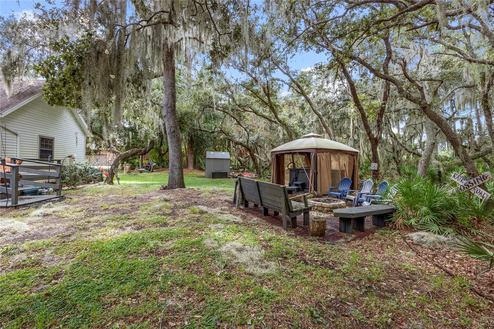 11437 NELLIE OAKS BND