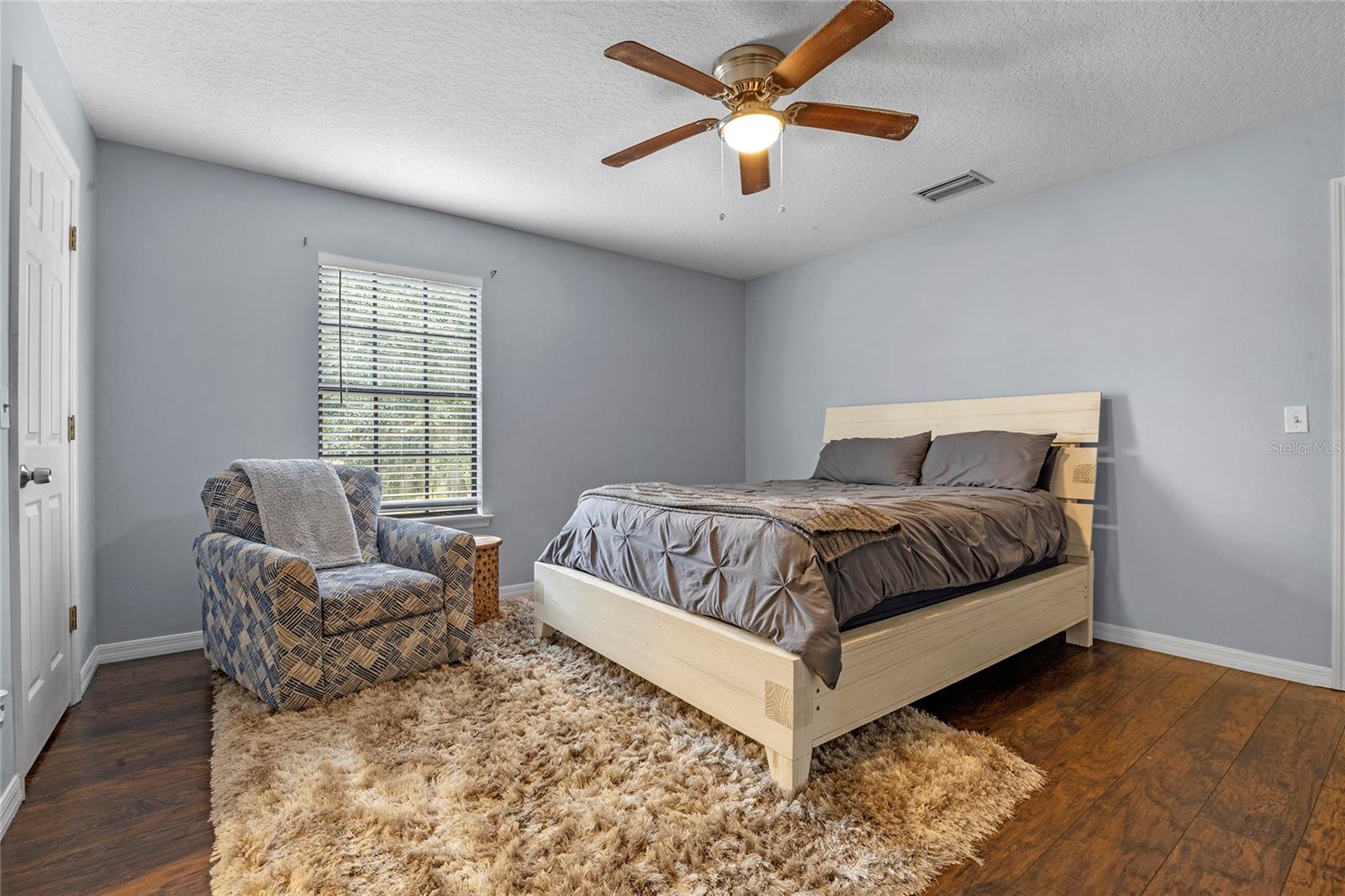 11437 NELLIE OAKS BND