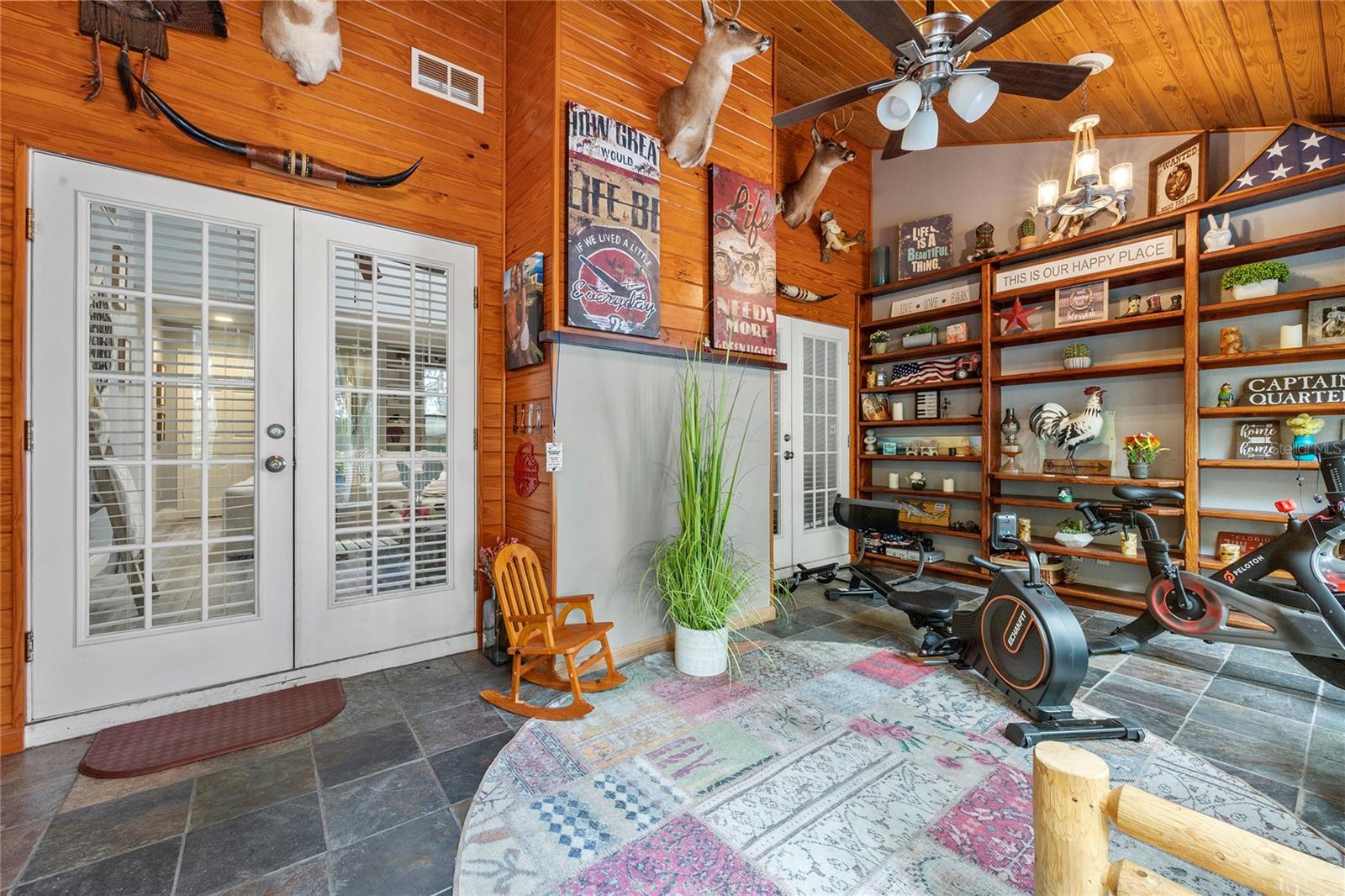 11437 NELLIE OAKS BND