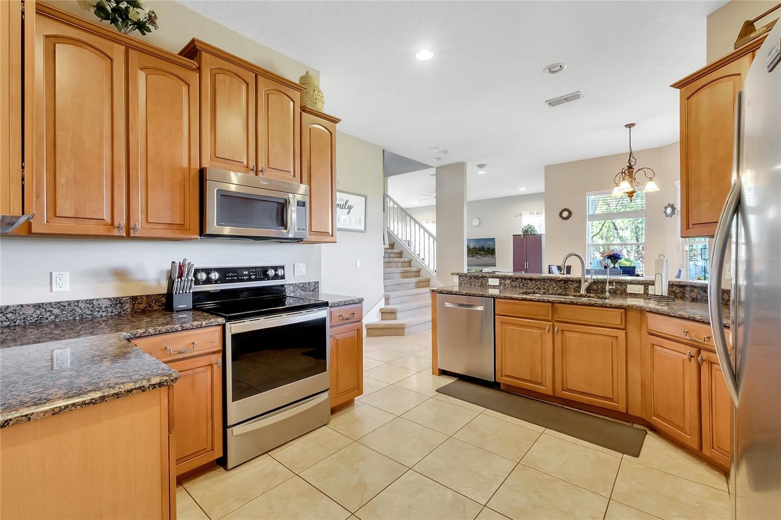 503 COURTLEA COVE AVE