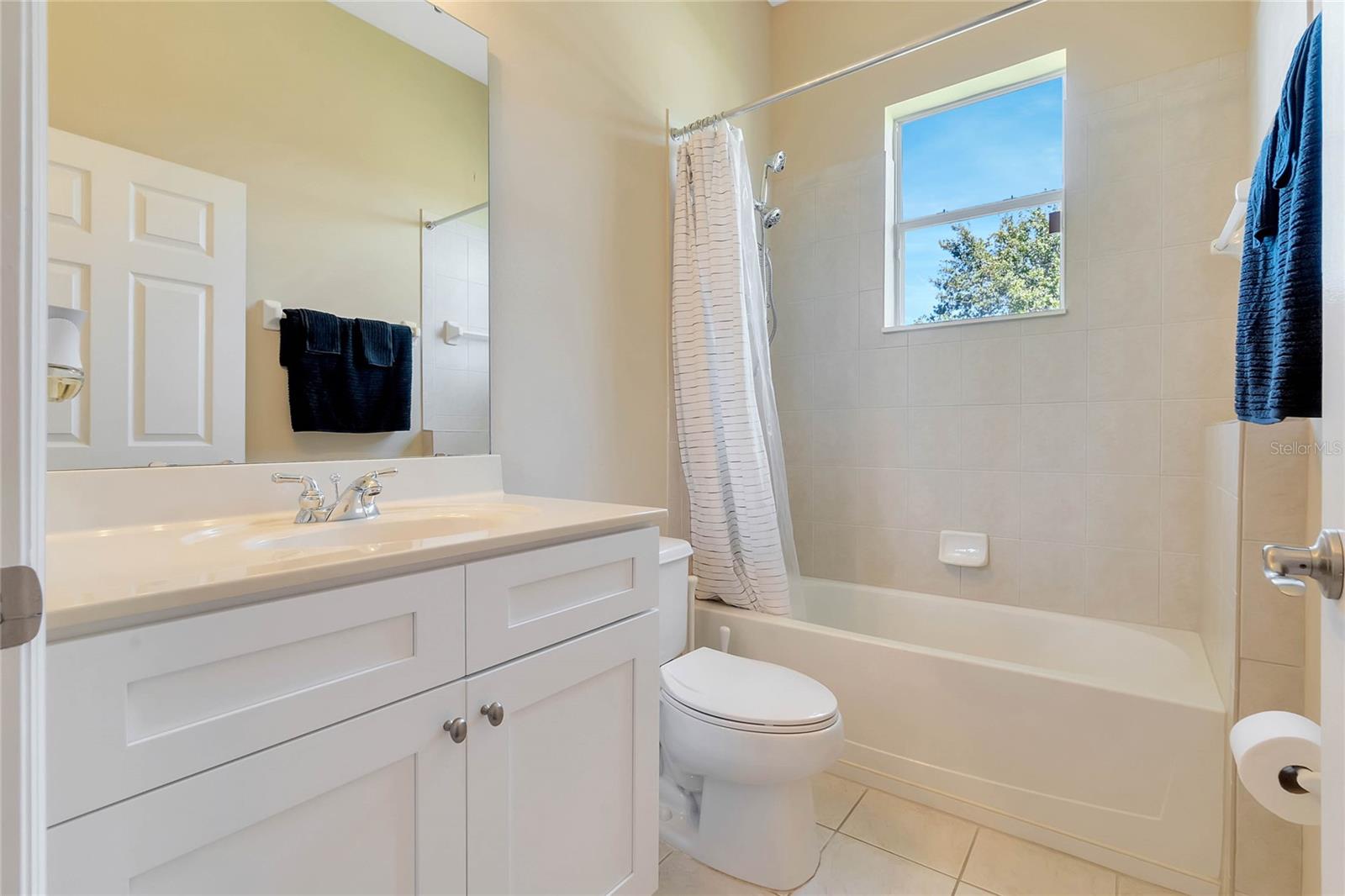 503 COURTLEA COVE AVE