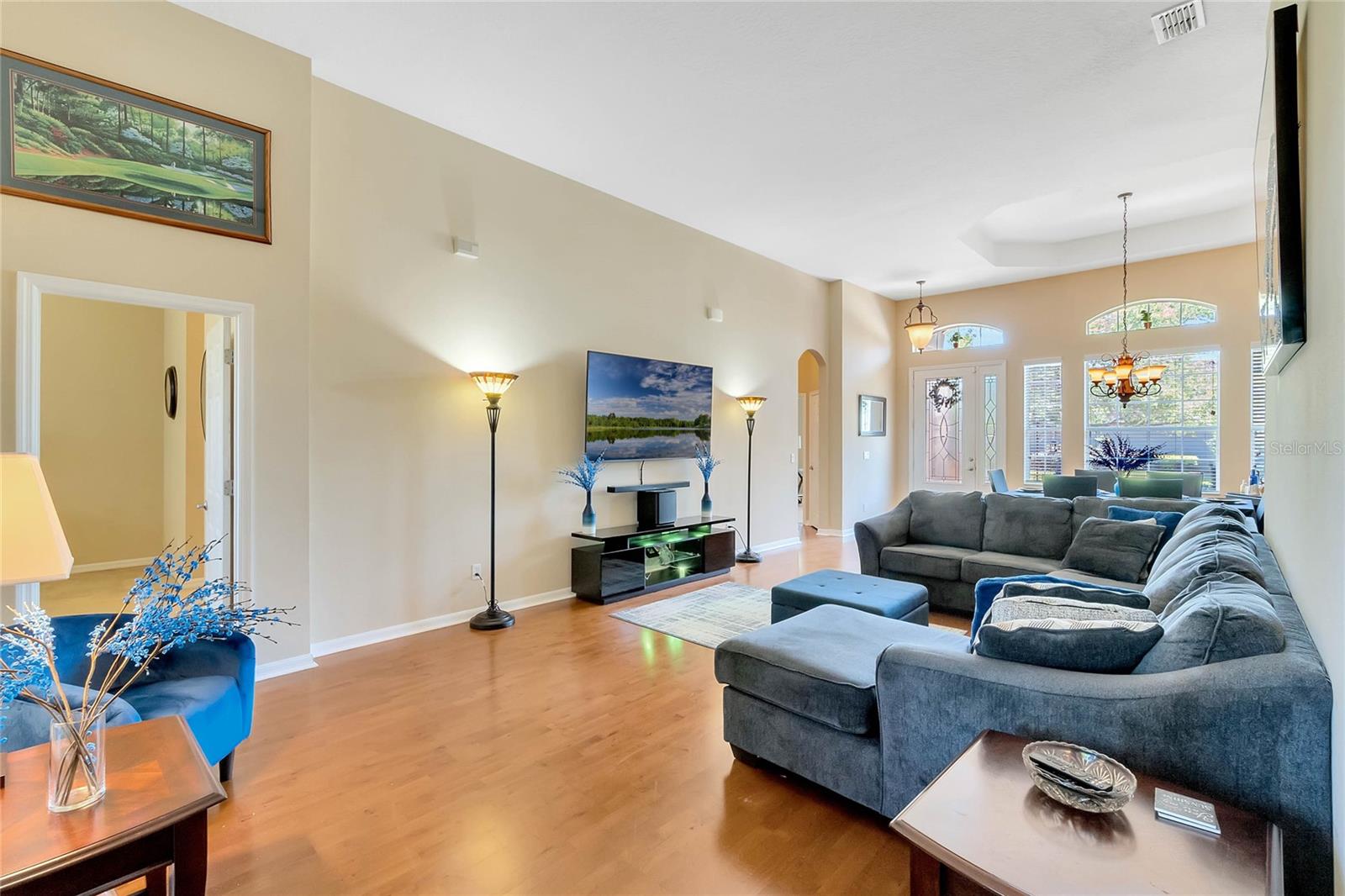 503 COURTLEA COVE AVE