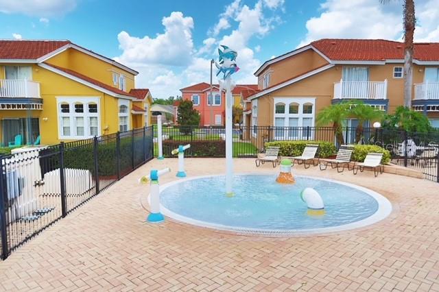 911 PARK TERRACE CIR