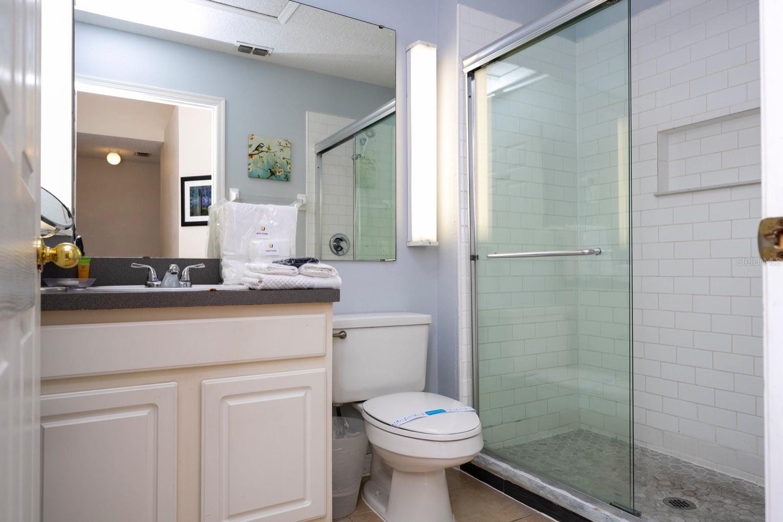 911 PARK TERRACE CIR