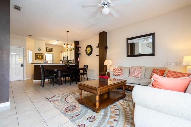 911 PARK TERRACE CIR