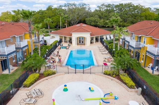 911 PARK TERRACE CIR