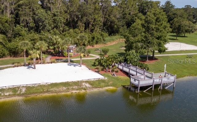 911 PARK TERRACE CIR