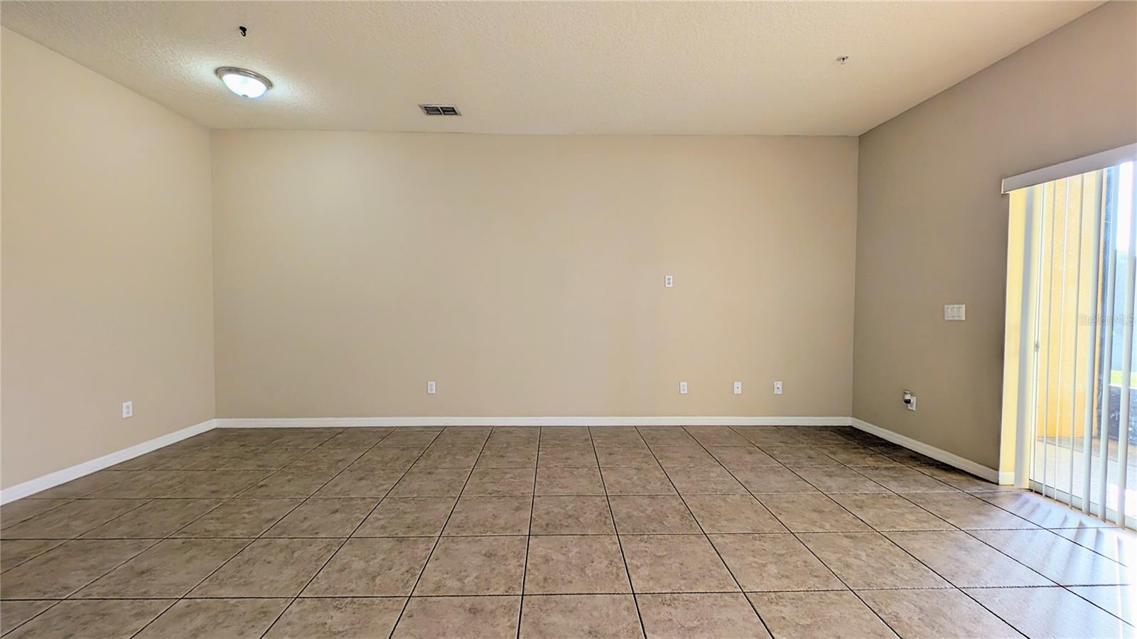 2749 OAKWATER DR #2749