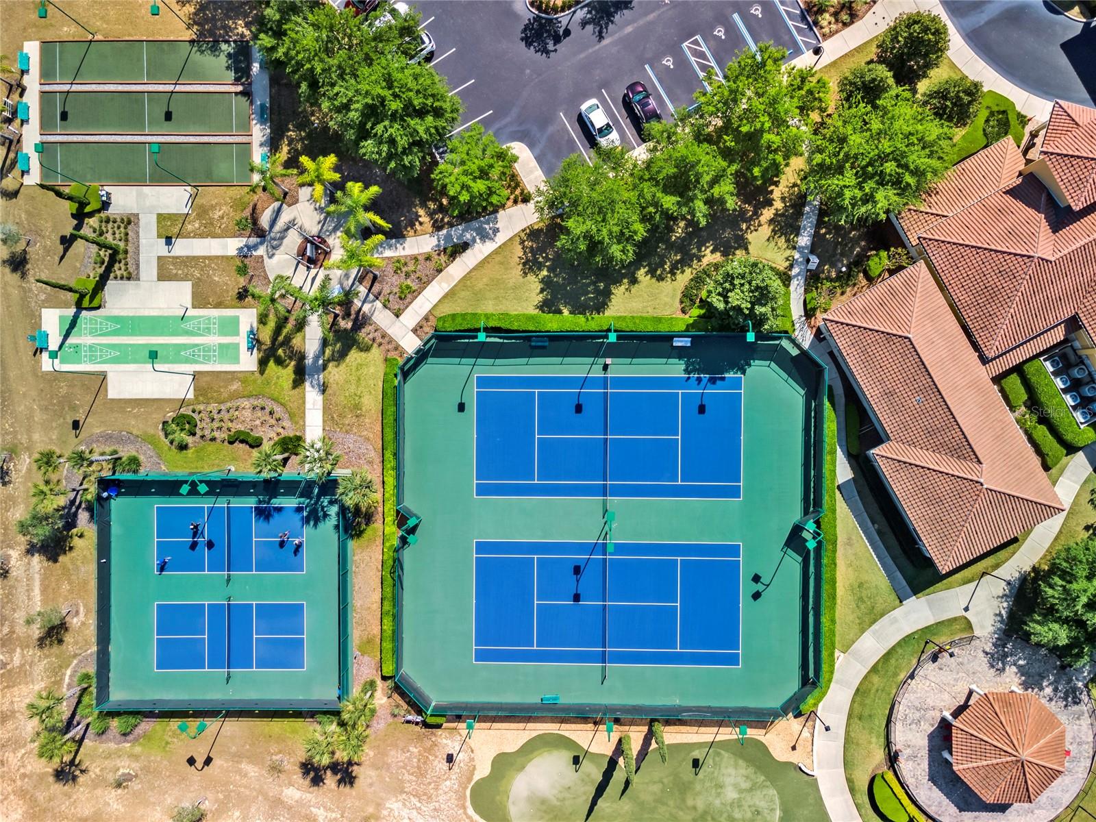 2833 SILVER SANDS ST