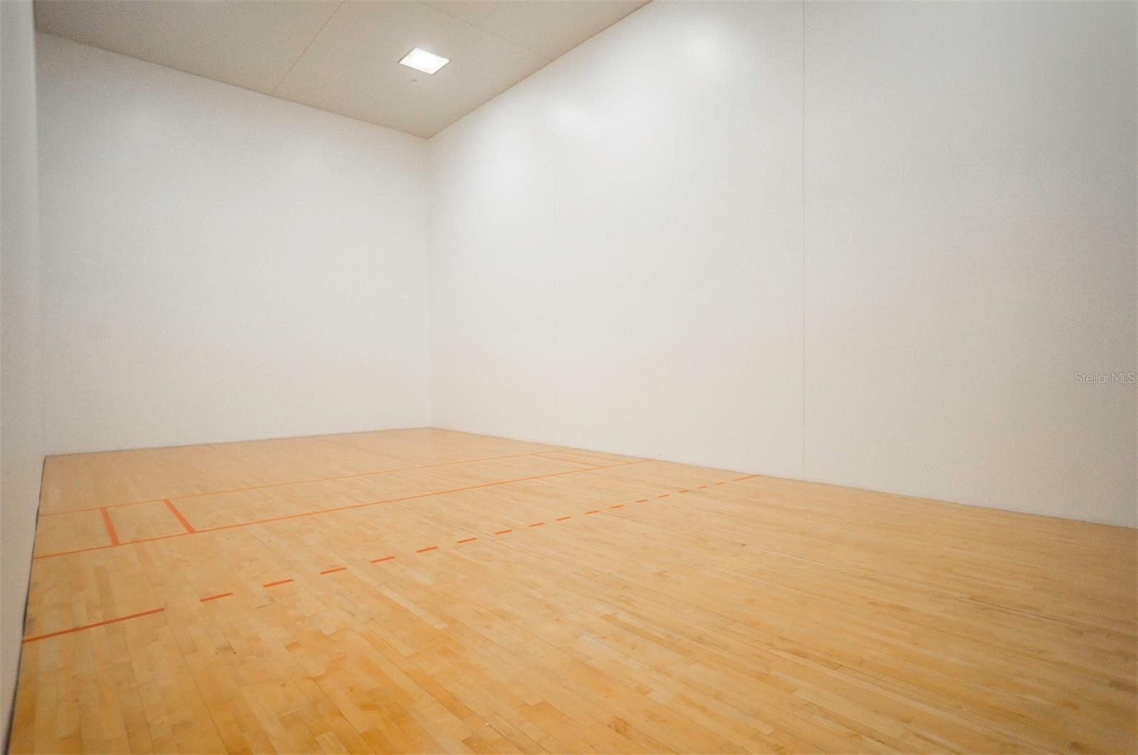 7280 WESTPOINTE BLVD #813