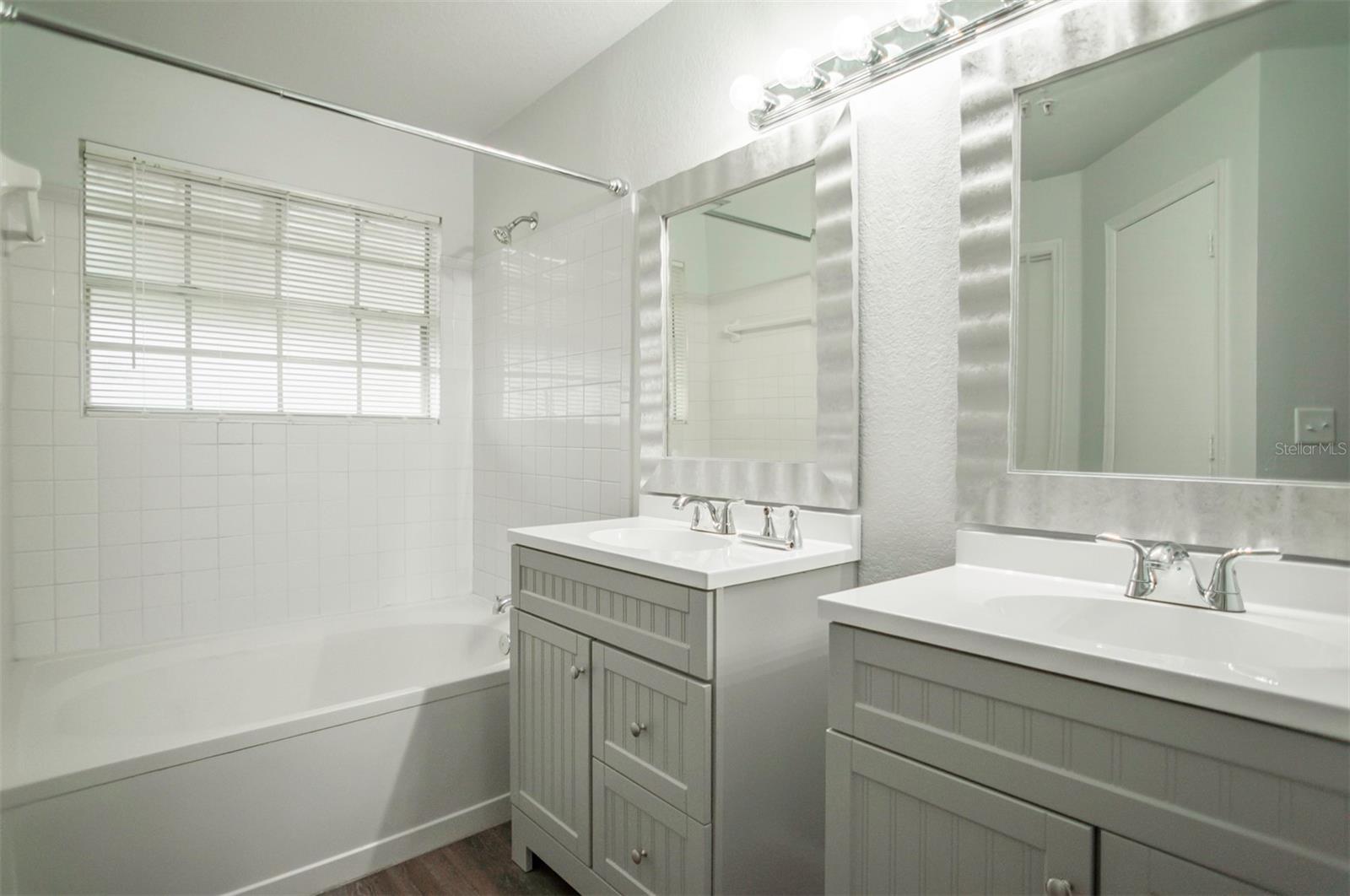 7280 WESTPOINTE BLVD #813