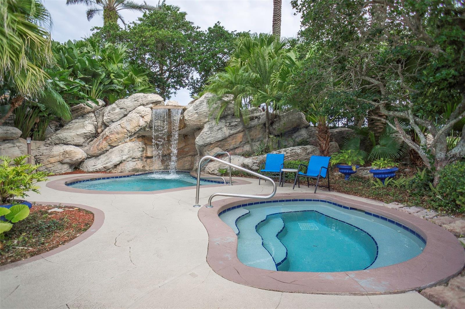 7280 WESTPOINTE BLVD #813