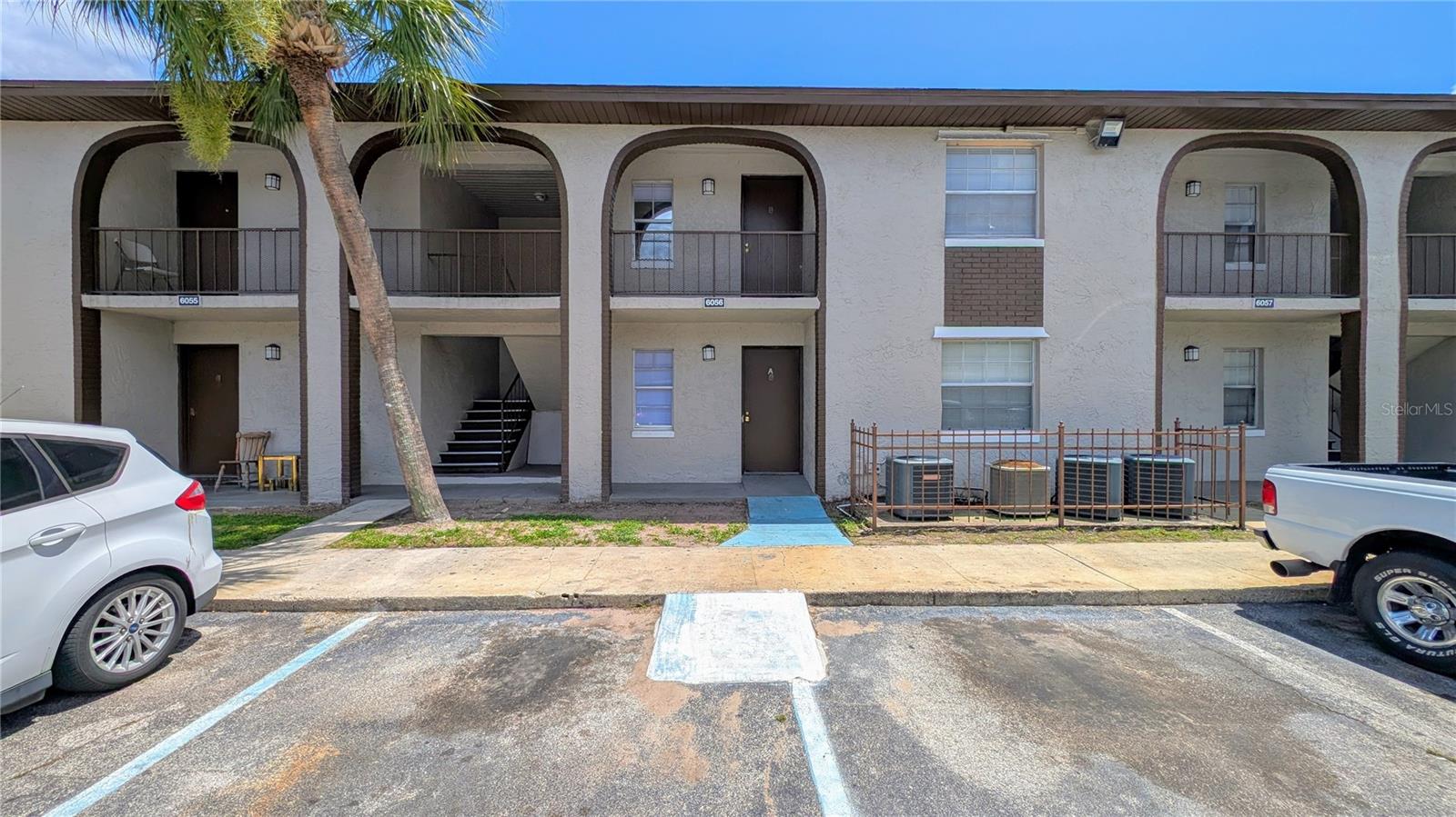5957 CASA DEL REY CIR #A