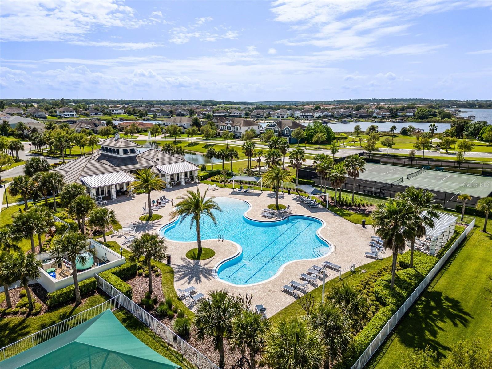 16086 JOHNS LAKE OVERLOOK DR