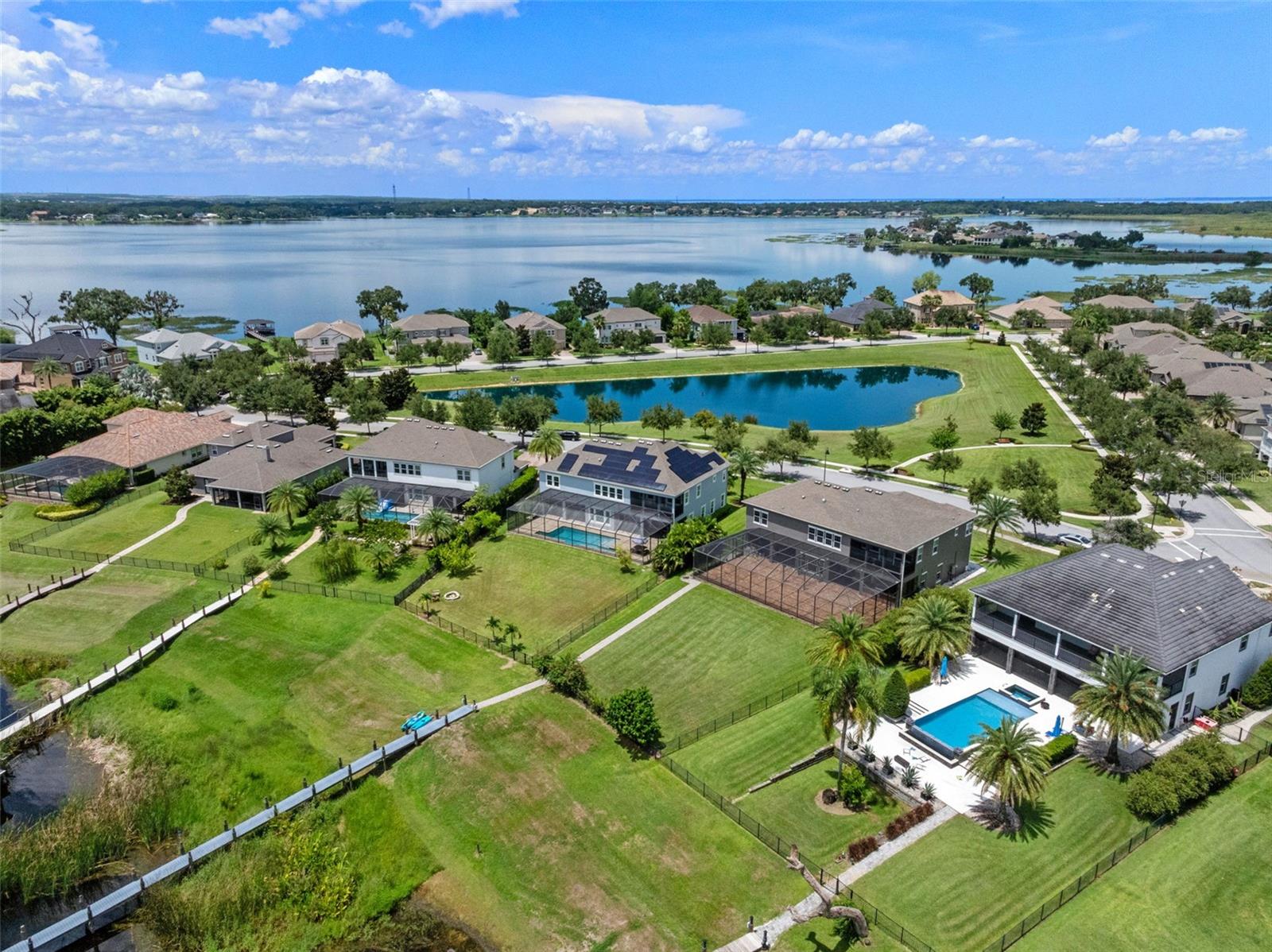 16086 JOHNS LAKE OVERLOOK DR