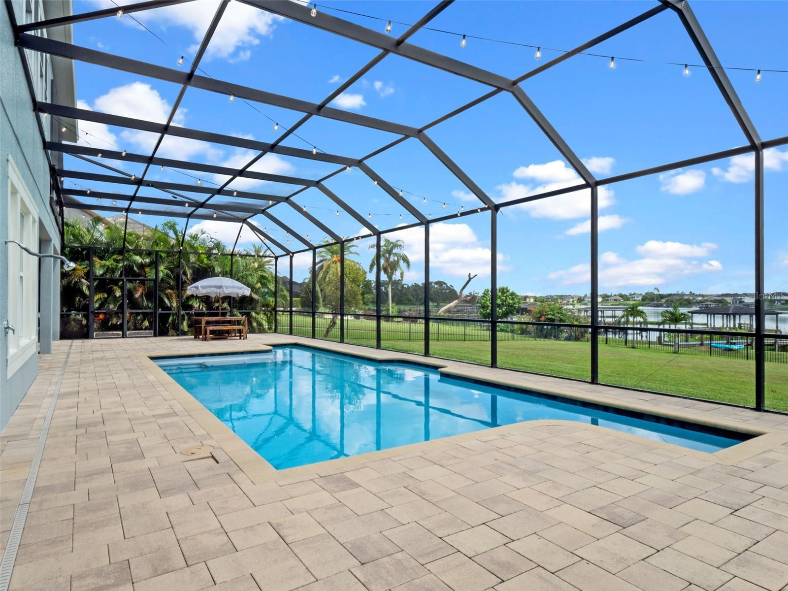 16086 JOHNS LAKE OVERLOOK DR
