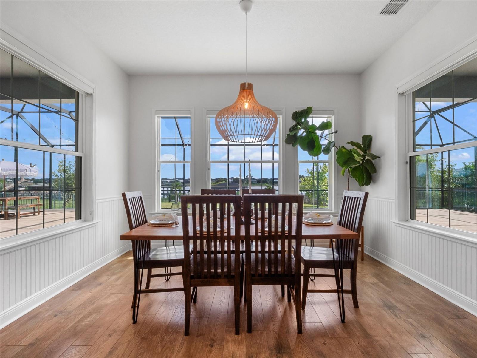 16086 JOHNS LAKE OVERLOOK DR