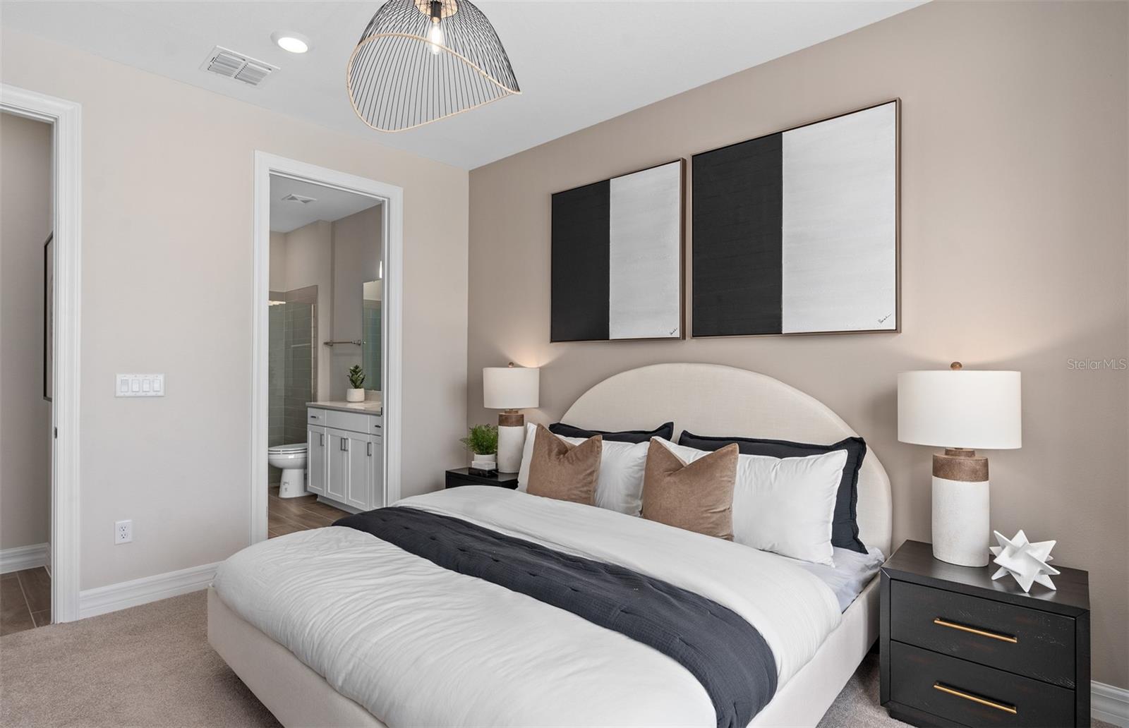 4132 WINDING PINES DR