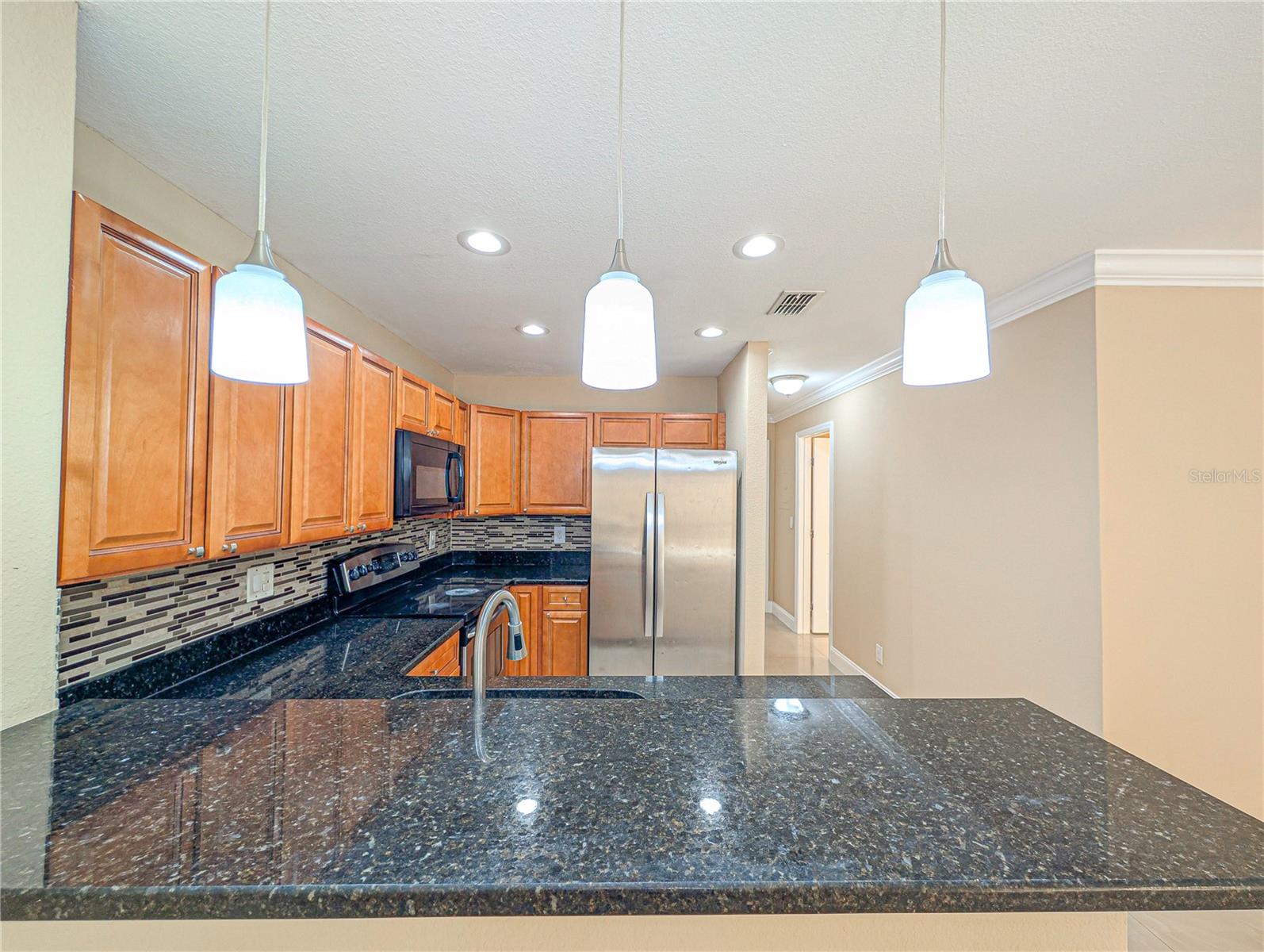 6022 WESTGATE DR #101