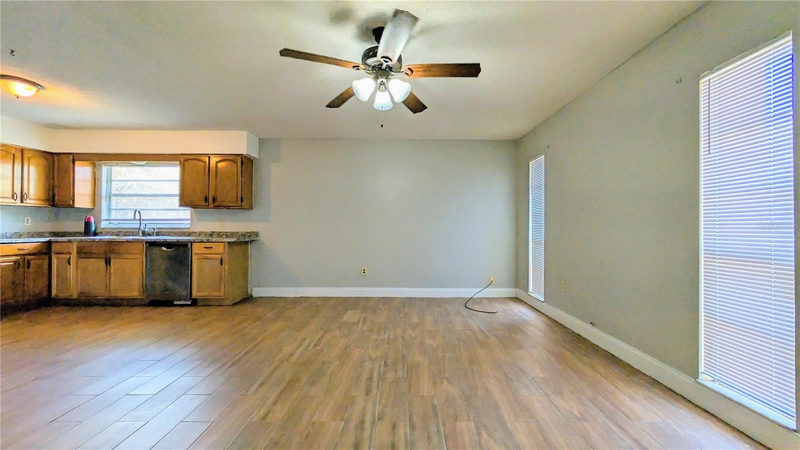 2273 MENOMONEE CT #2273