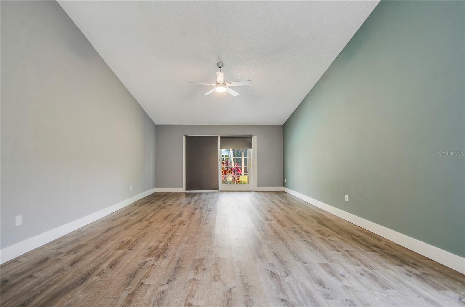 6014 CRYSTAL VIEW DR