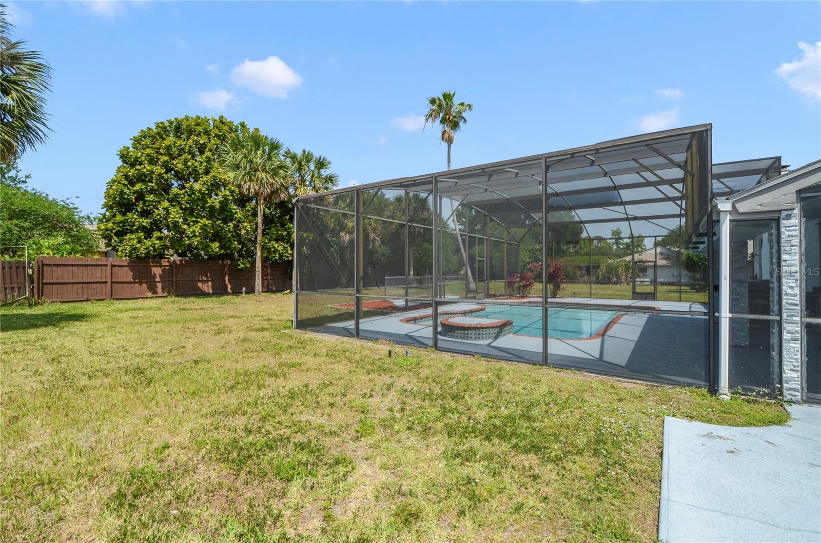 6014 CRYSTAL VIEW DR