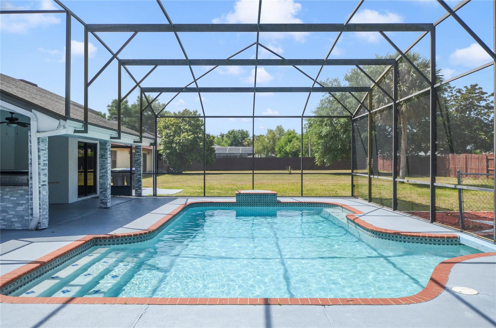 6014 CRYSTAL VIEW DR