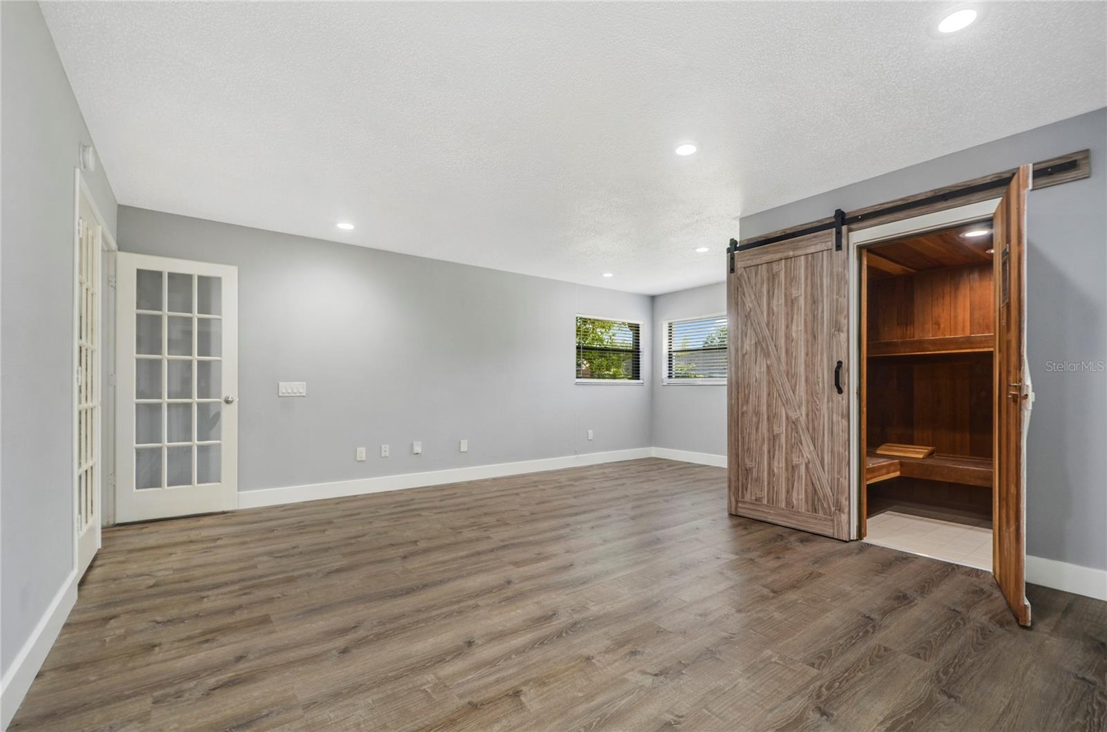 6014 CRYSTAL VIEW DR