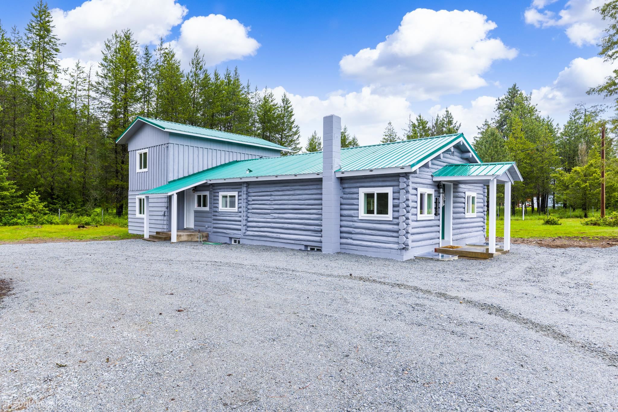 331351 Highway 2 Hwy