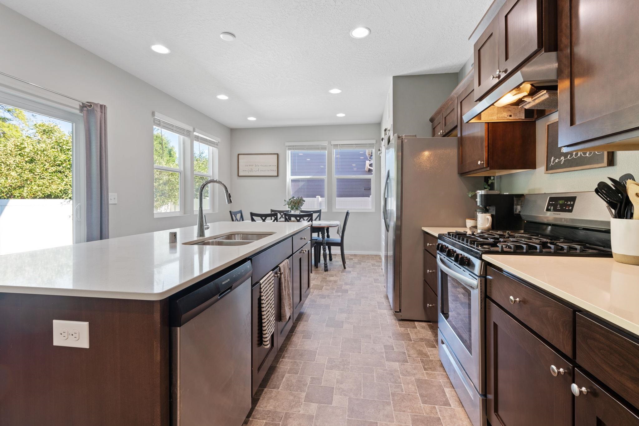 1016 N Viewmont Rd