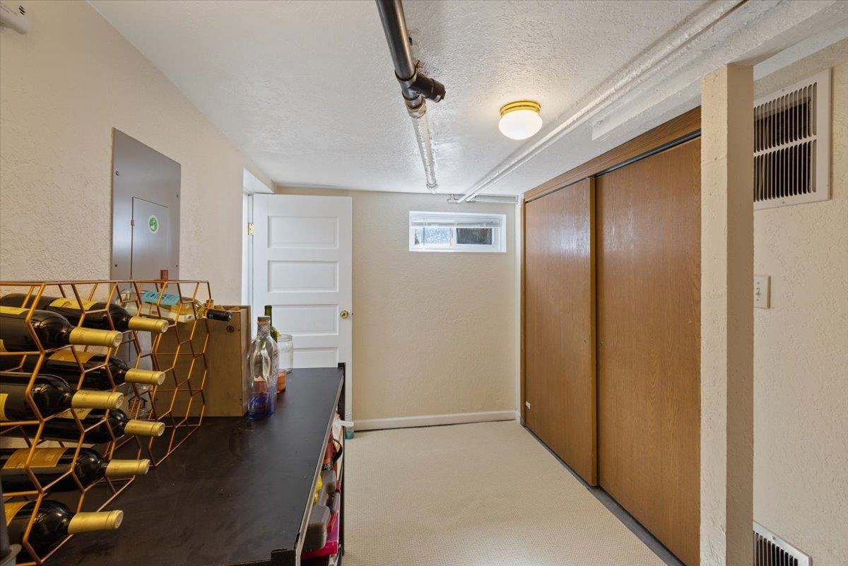 2618 N Martin St