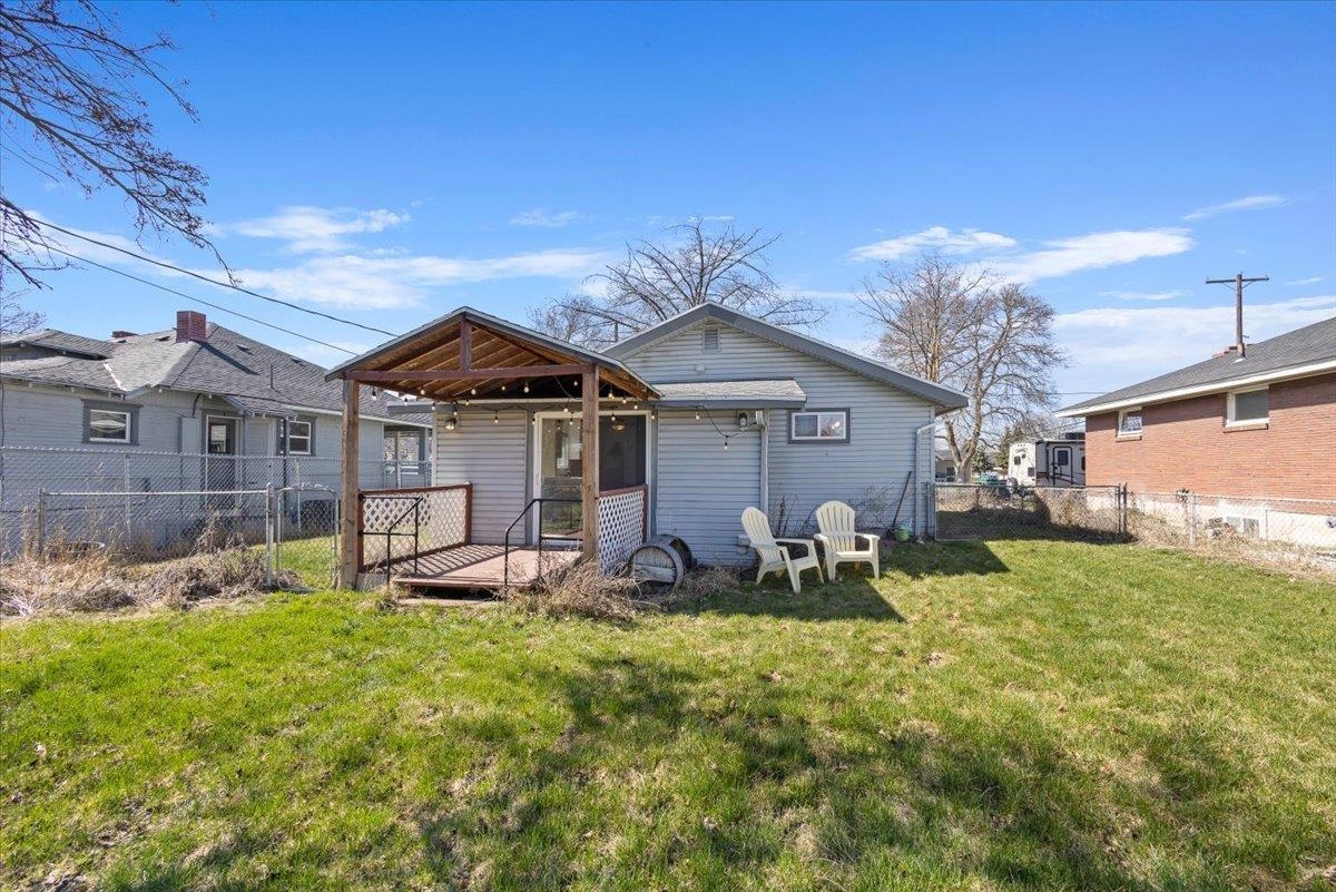 2618 N Martin St
