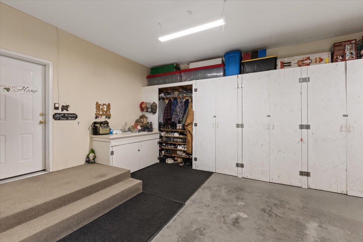 1352 Green Rd