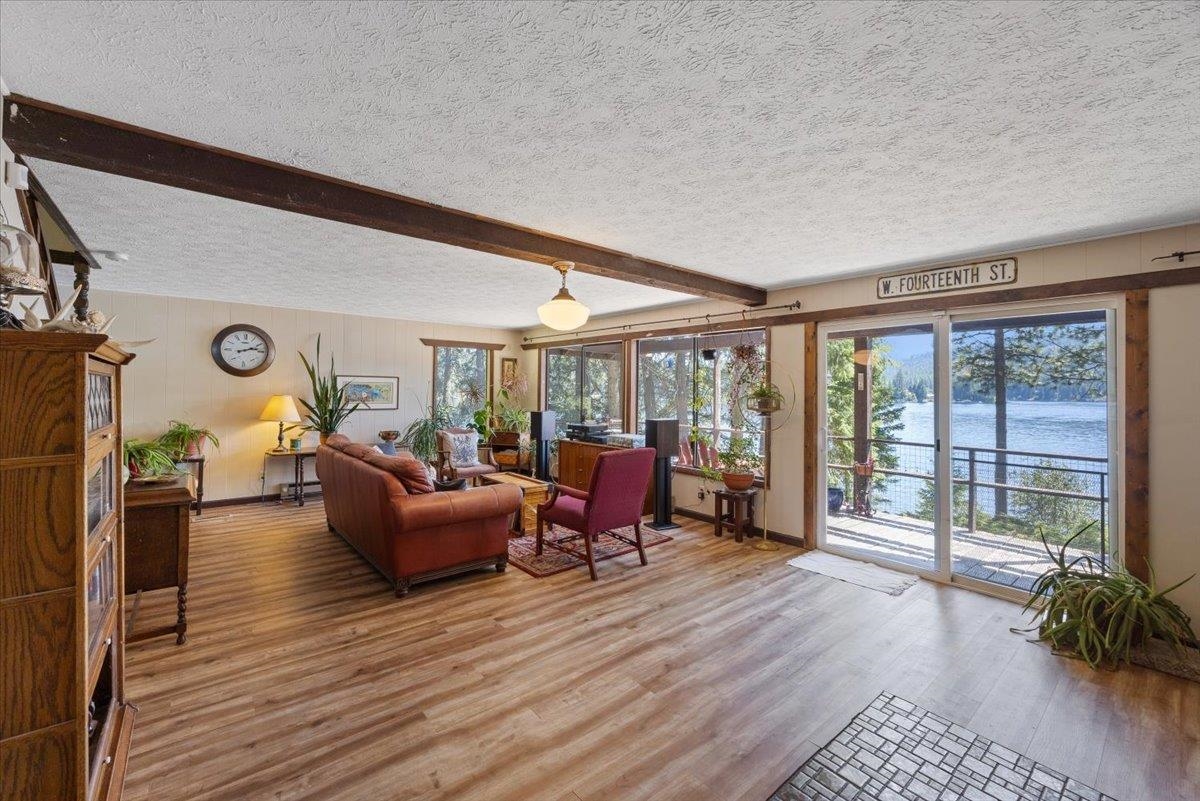 8512 Fertile Valley Rd