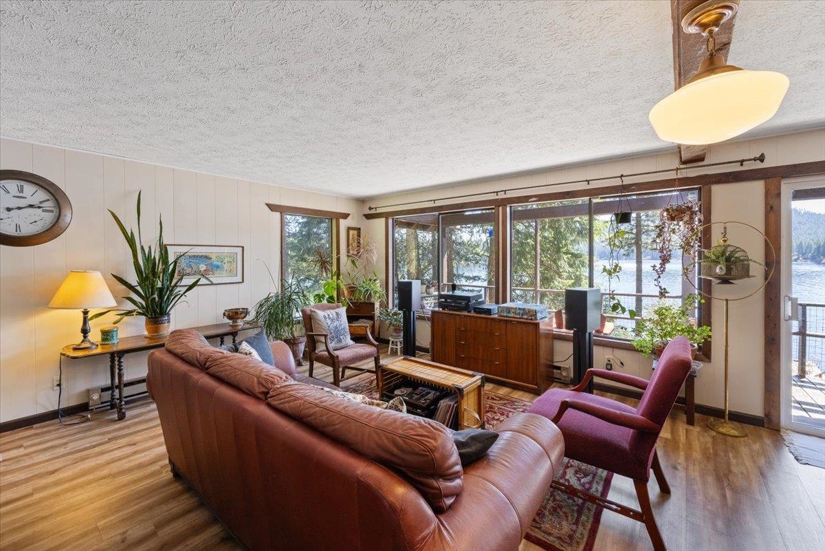 8512 Fertile Valley Rd