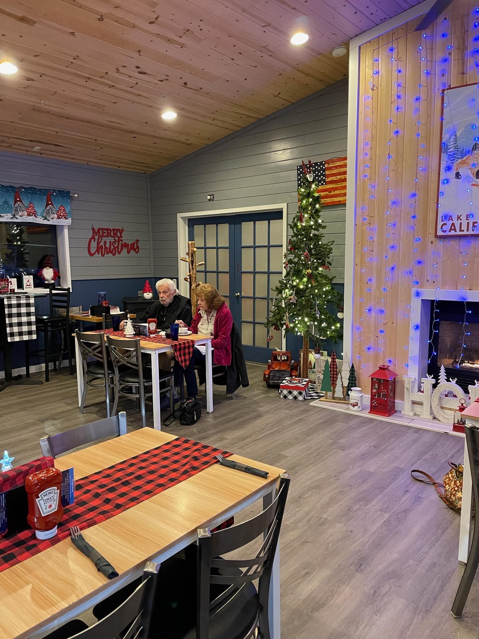 802 Southshore Diamond Lake Rd