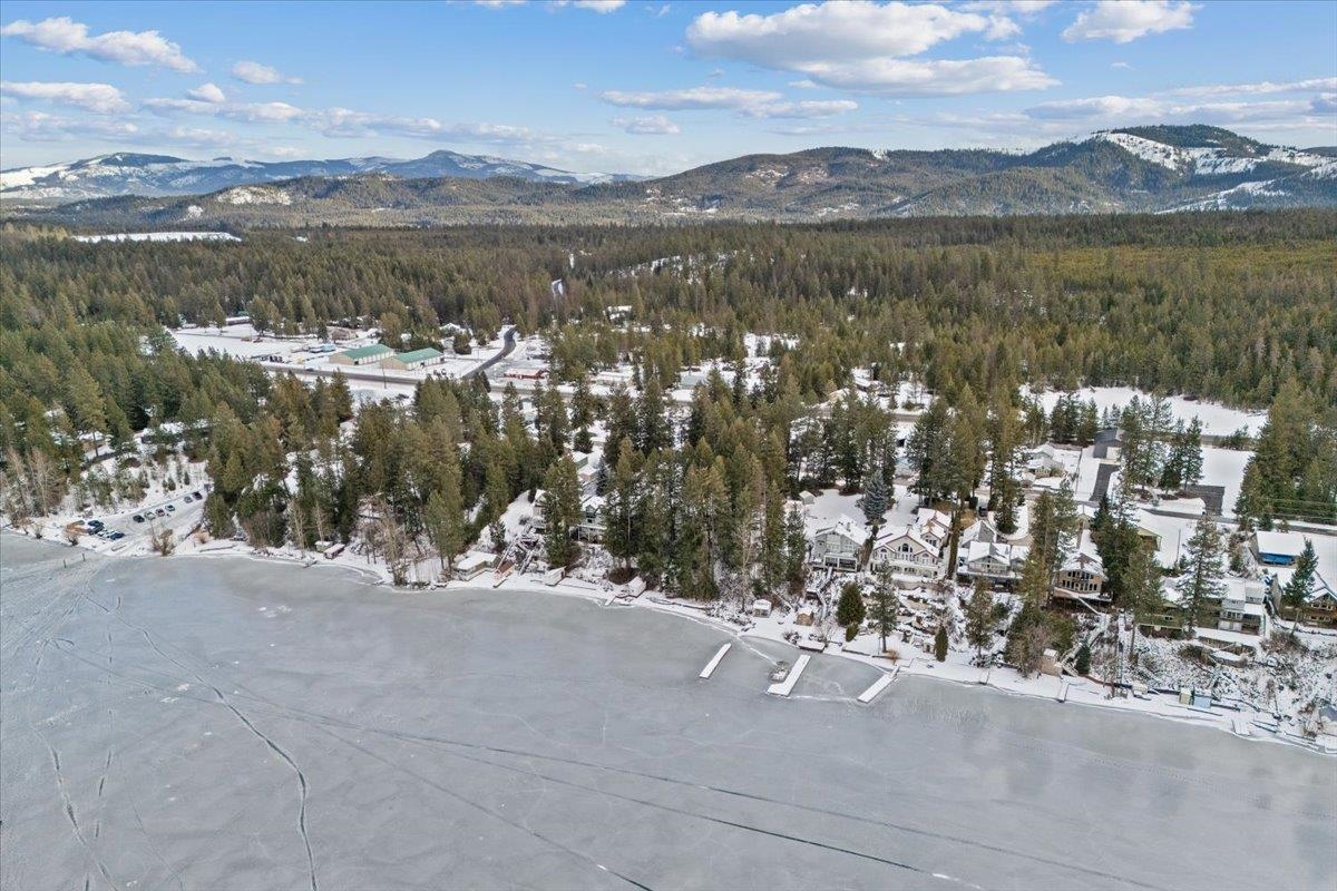 552 Southshore Diamond Lake Rd