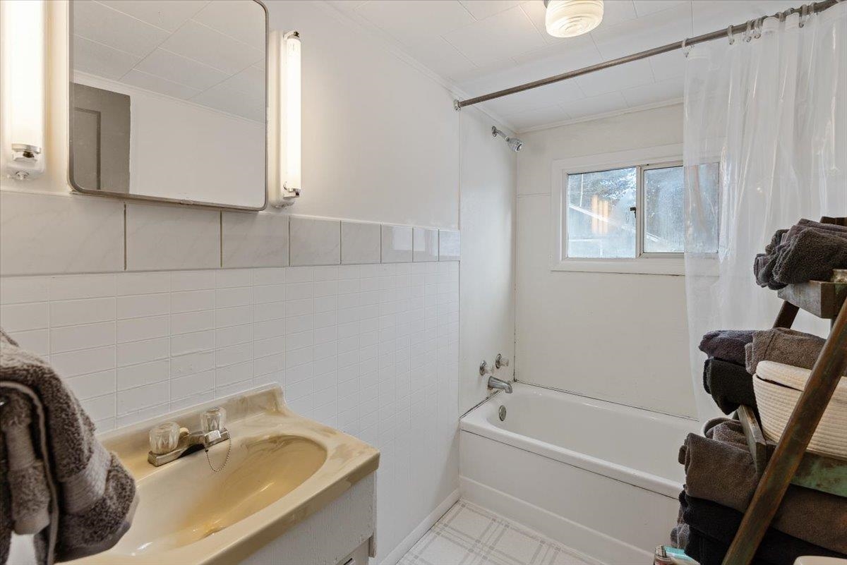 552 Southshore Diamond Lake Rd