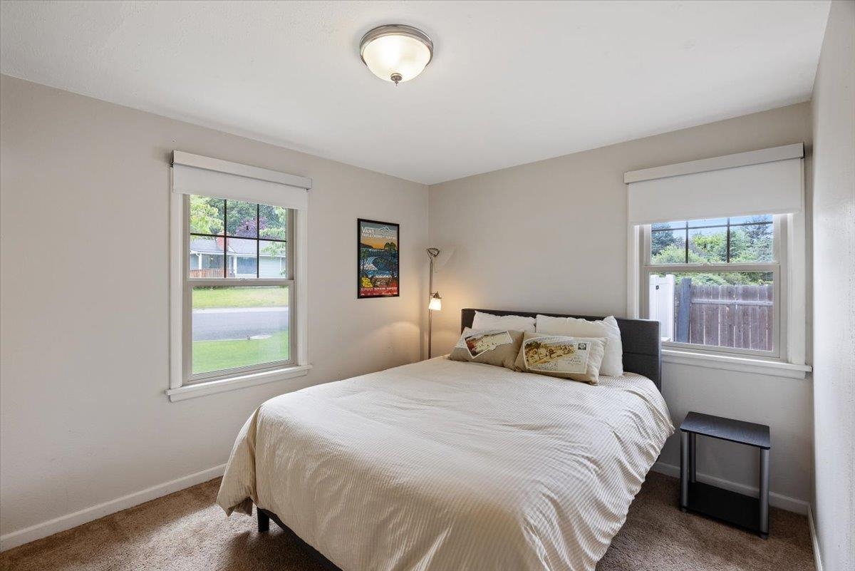 8927 E South Riverway Ave