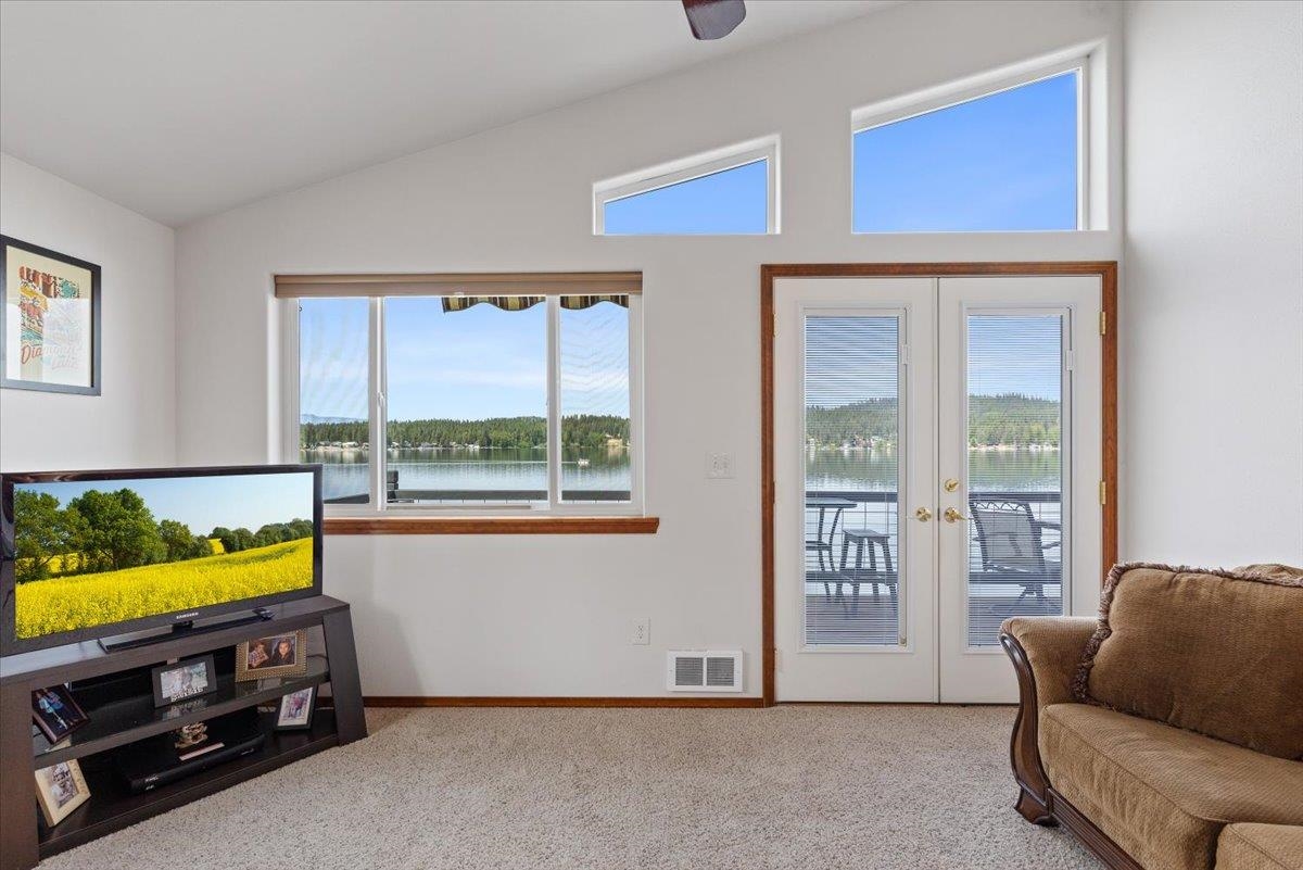 247 Southshore Diamond Lake Rd