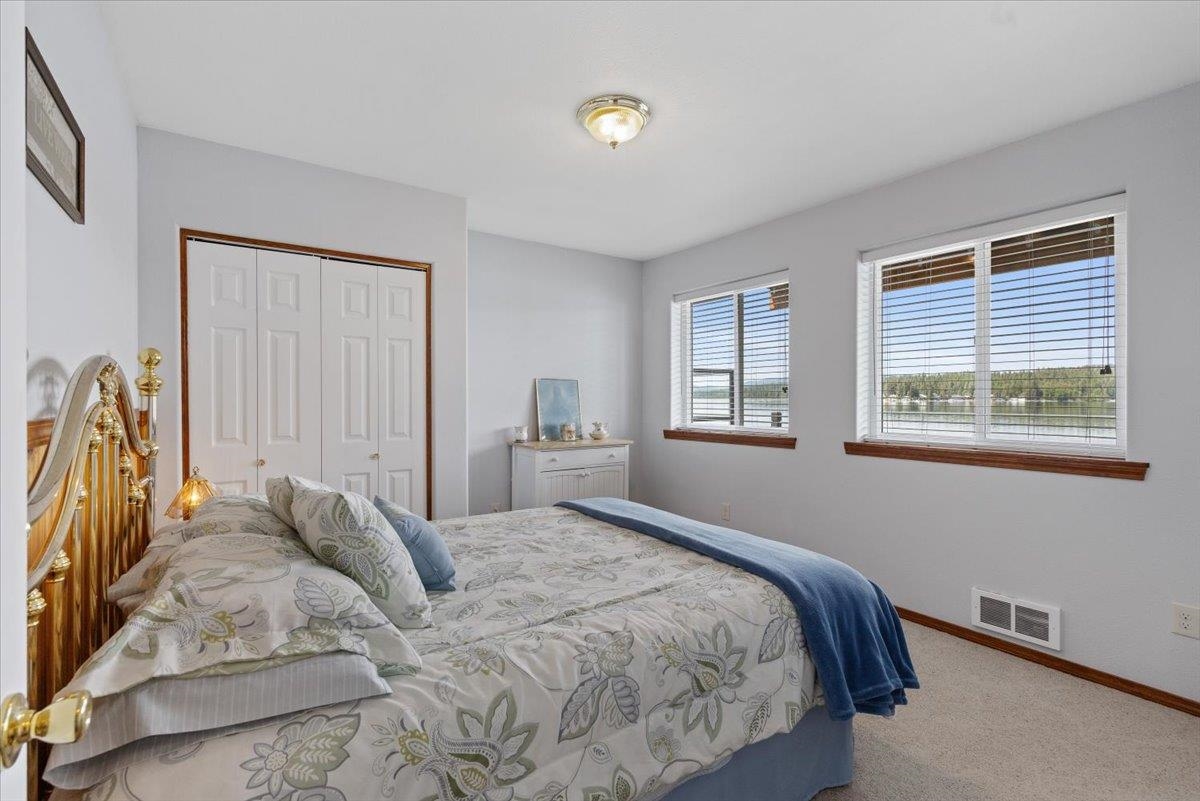 247 Southshore Diamond Lake Rd